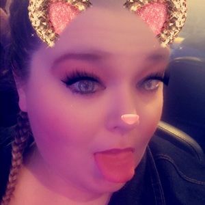 Meet your Posher, Ashlee